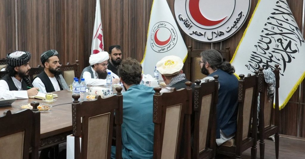 طالبان خواستار کمک‌های بشردوستانه صلیب سرخ روسیه شد